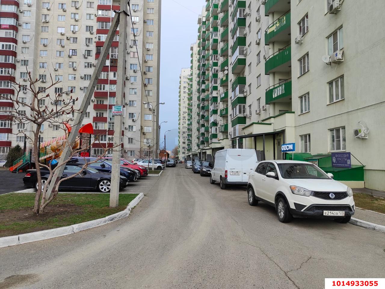 Фото №1: 1-комнатная квартира 49 м² - Краснодар, Карасунский внутригородской округ, Комсомольский, мкр. жилой комплекс Пересвет-Карасунский, ул. Сормовская, 216