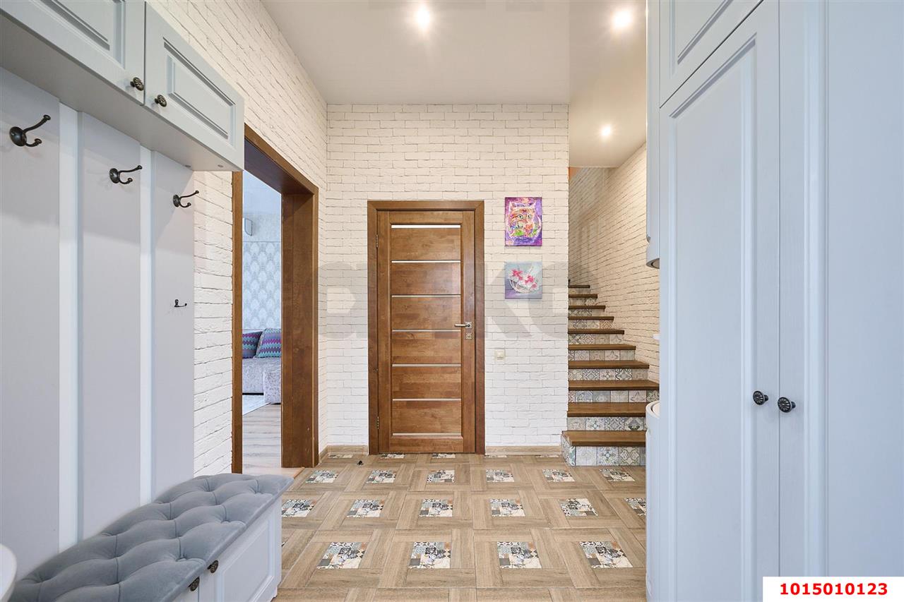 Фото №11: Дом 138 м² + 3 сот. - Краснодар, КП Золотой город, пр-д 1-й Городецкий, 65