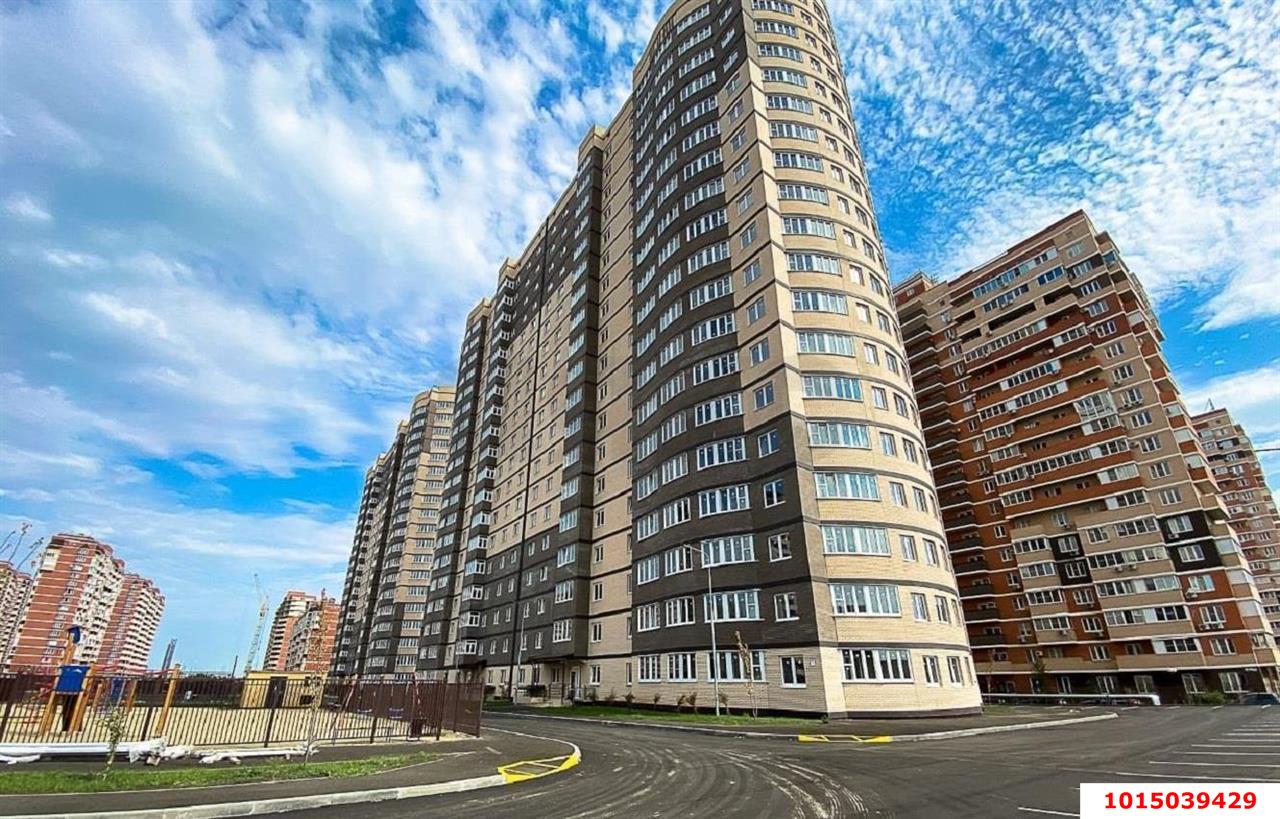 Фото №1: 1-комнатная квартира 37 м² - Краснодар, имени Петра Метальникова, ул. Тополиная, 40/1к1