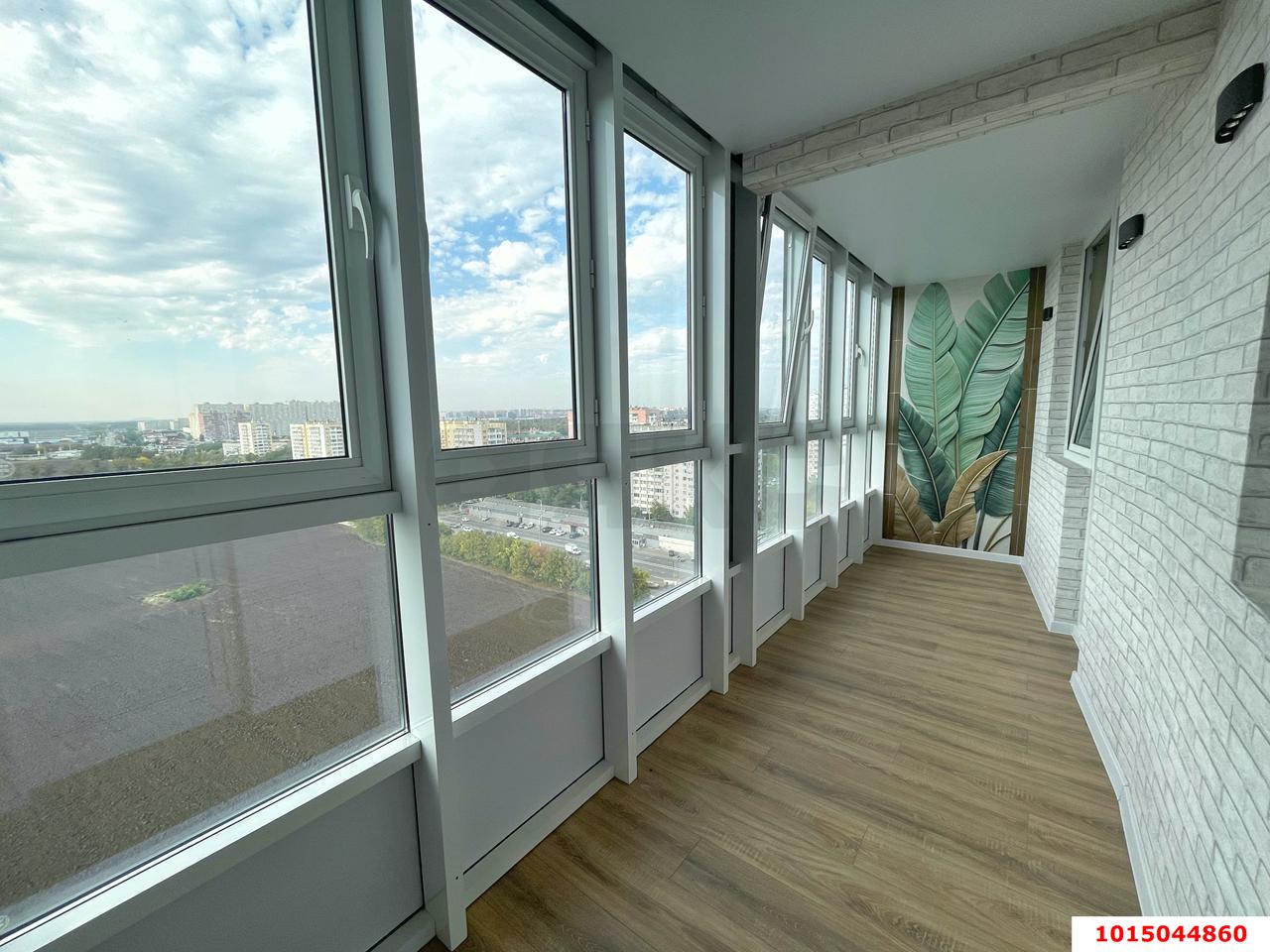 Фото №3: 2-комнатная квартира 61 м² - Краснодар, жилой комплекс Сограт, ул. Красных Партизан, 4/15