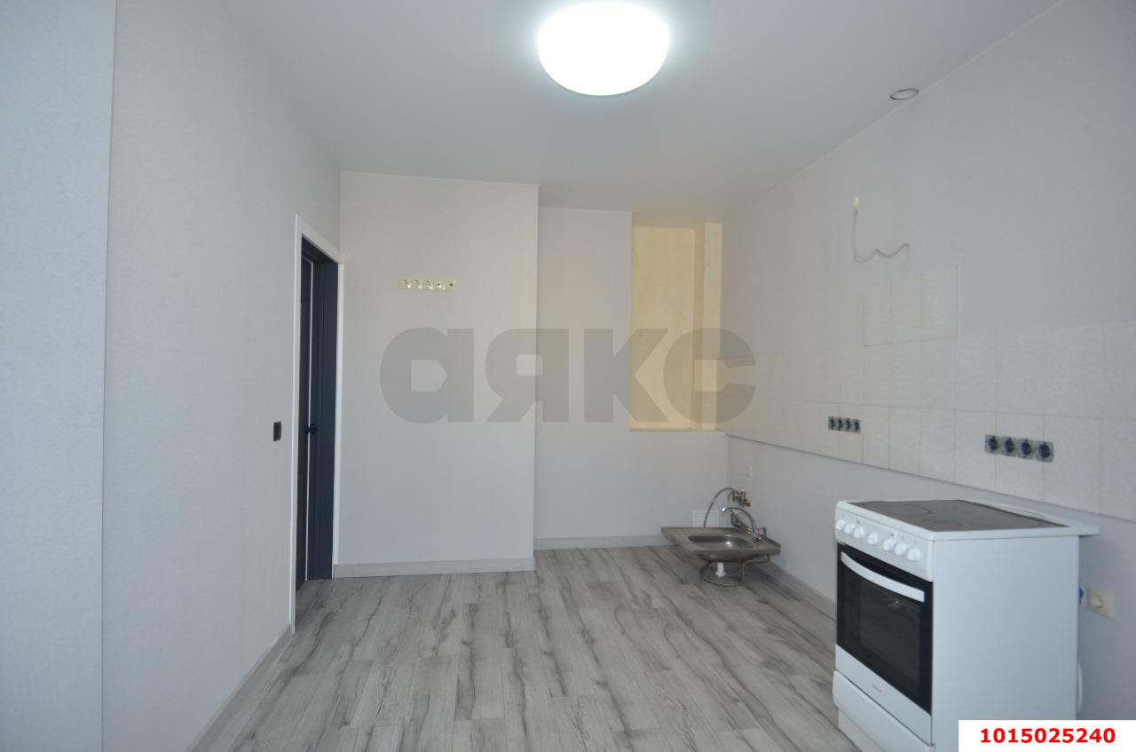 Фото №3: 2-комнатная квартира 64 м² - Краснодар, Комсомольский, ул. Сормовская, 204