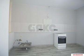 Фото №4: 2-комнатная квартира 64 м² - Краснодар, мкр. Комсомольский, ул. Сормовская, 204