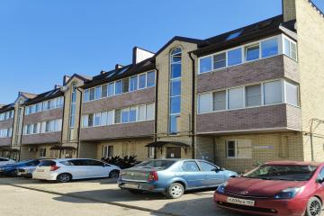 Фото №1: 2-комнатная квартира 58 м² - Южный, мкр. жилой комплекс Медовый, пер. Смоленский, 11к12