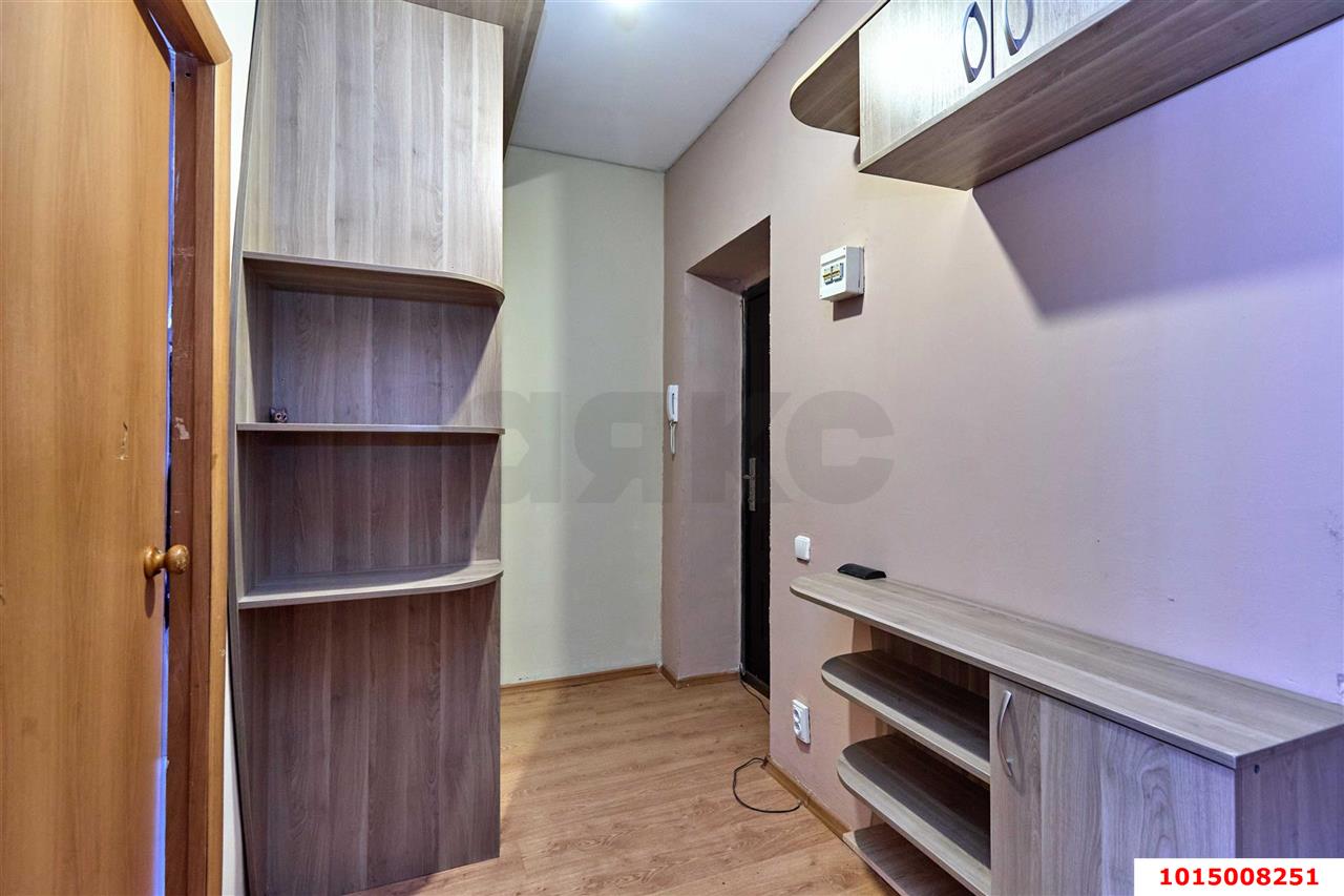 Фото №8: 1-комнатная квартира <span class="whitespace-nowrap">32 м²</span>, <span class="whitespace-nowrap">6/6 эт.</span> - Российский, мкр. Прикубанский внутригородской округ, ул. Рымникская, 2