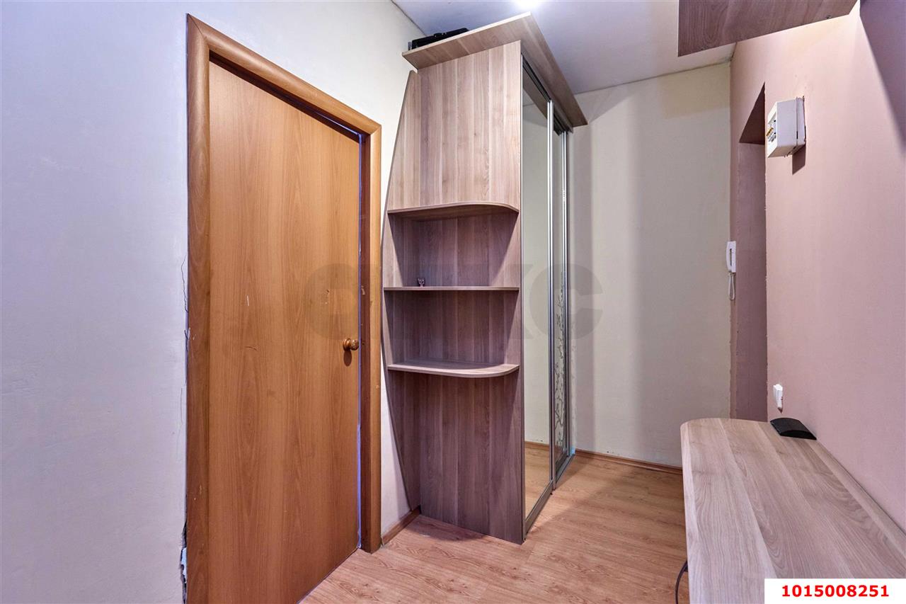 Фото №4: 1-комнатная квартира <span class="whitespace-nowrap">32 м²</span>, <span class="whitespace-nowrap">6/6 эт.</span> - Российский, мкр. Прикубанский внутригородской округ, ул. Рымникская, 2