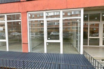 Фото №2: Торговое помещение 31 м² - Российский, мкр. Прикубанский внутригородской округ, 