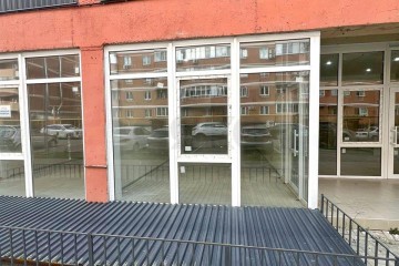 Фото №2: Торговое помещение 30 м² - Российский, мкр. Прикубанский внутригородской округ, 