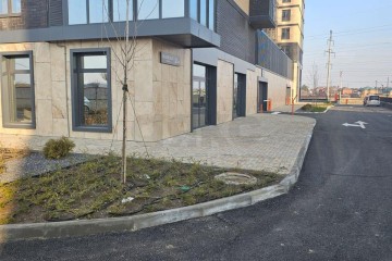 Фото №3: Торговое помещение 74 м² - Яблоновский, мкр. жилой комплекс Вектор, ул. Базовская, 21к4