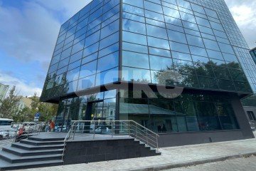 Фото №1: Коммерция 350 м² - Ростов-на-Дону, р. Ленинский, ул. Красноармейская, 152