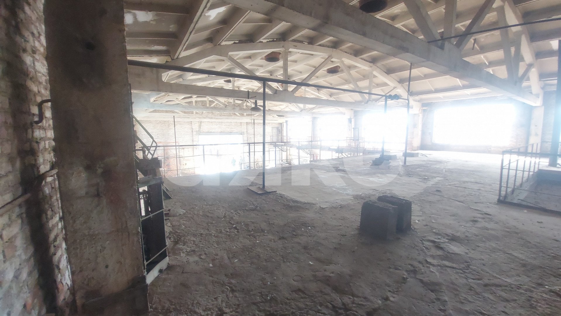 Фото №18: Коммерция 923 м² - Ростов-на-Дону, Первомайский, ул. Орская, 8