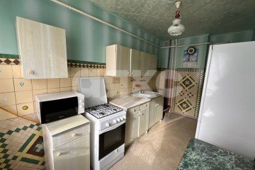 Фото №1: 3-комнатная квартира 67 м² - Нижнекамск, мкр. 21-й, пр-кт Шинников, 56