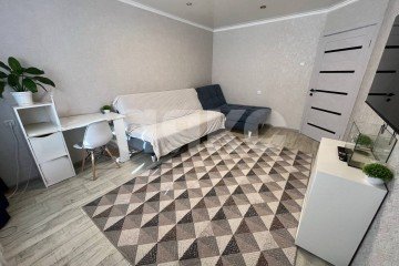 Фото №1: 2-комнатная квартира 57 м² - Нижнекамск, мкр. 34-й, ул. Студенческая, 32Б