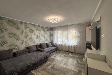 Фото №3: 3-комнатная квартира 58 м² - Нижнекамск, мкр. 14-й, ул. Менделеева, 2Б