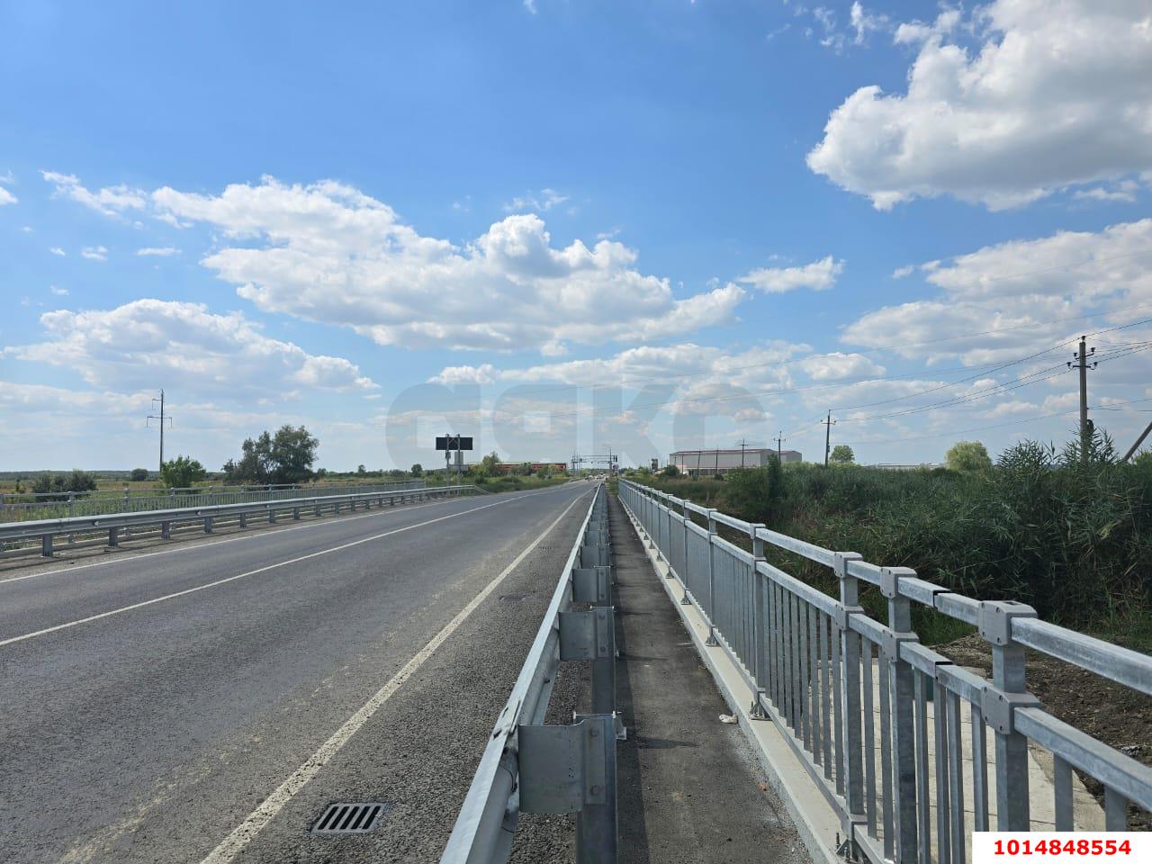 Фото №3: Коммерческая земля 200 сот. - Старобжегокай, ул. Ленина, 35/2