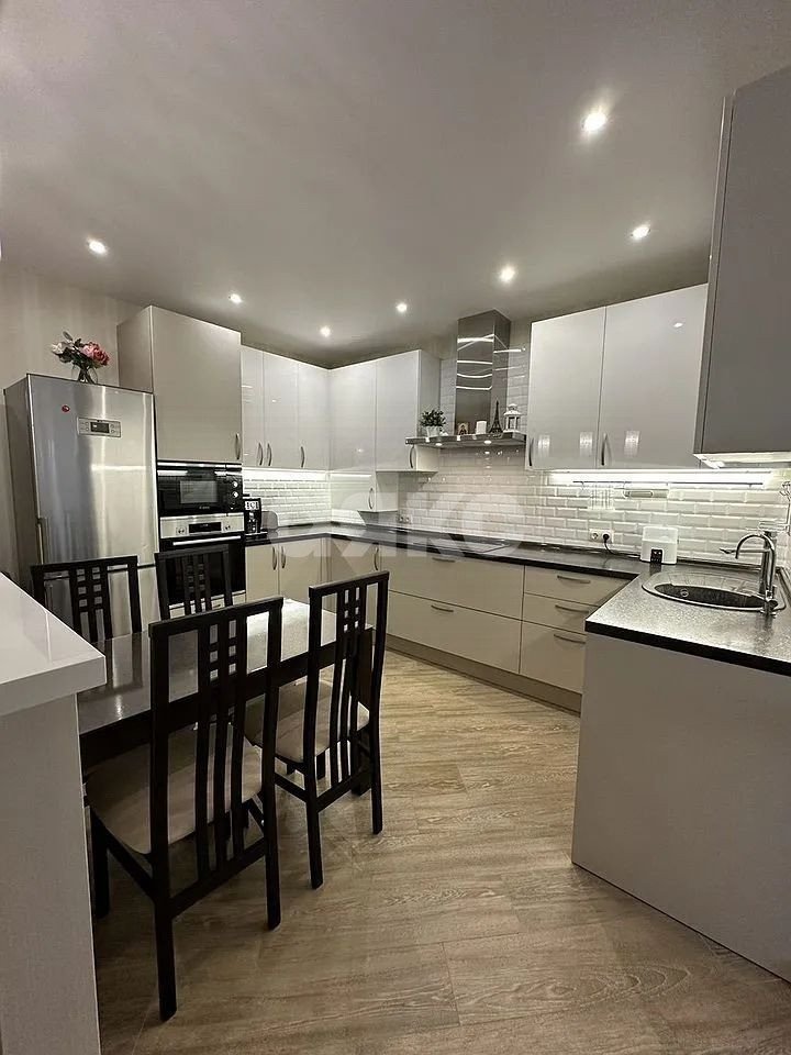 Фото №1: 3-комнатная квартира 100 м² - Ростов-на-Дону, жилой комплекс Красный Аксай, ул. Подвойского, 39