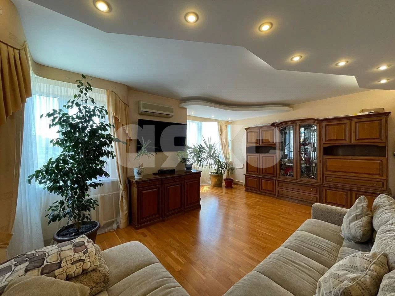 Фото №1: 3-комнатная квартира 110 м² - Ростов-на-Дону, Октябрьский, пер. Семашко, 93