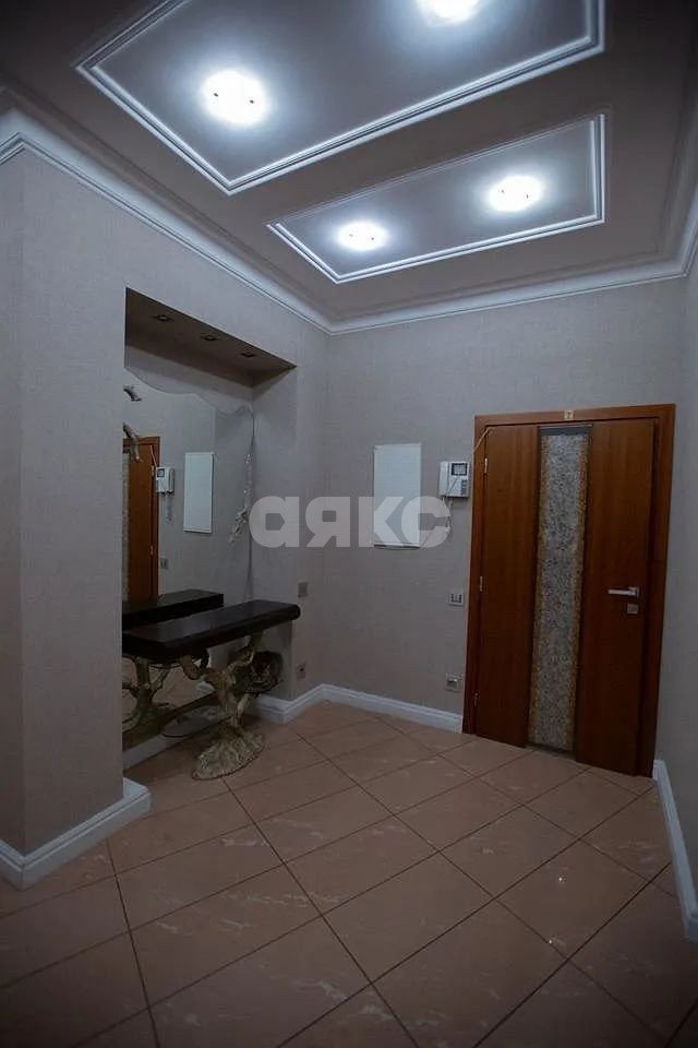 Фото №14: 4-комнатная квартира 180 м² - Ростов-на-Дону, Октябрьский, пер. Семашко, 117