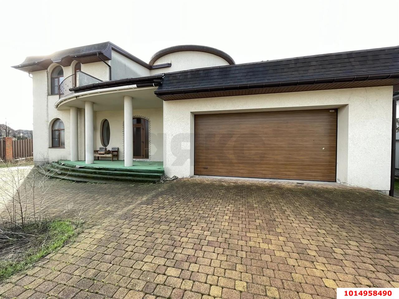 Фото №1: Дом 450 м² + 10 сот. - СНТ Пригород, мкр. Прикубанский внутригородской округ, ул. Атамана Круковского, 104