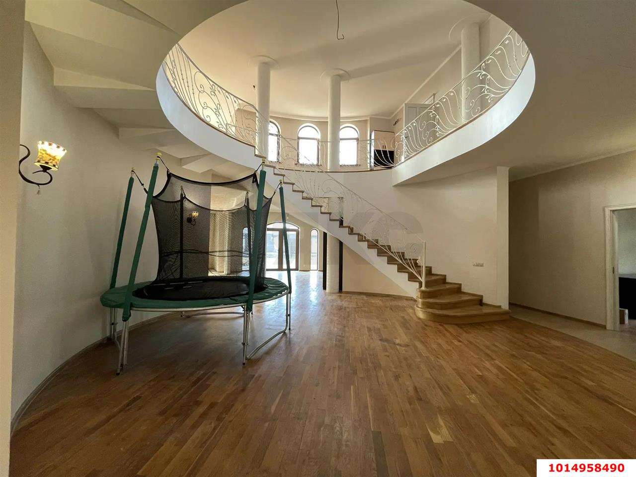 Фото №10: Дом 450 м² + 10 сот. - СНТ Пригород, мкр. Прикубанский внутригородской округ, ул. Атамана Круковского, 104