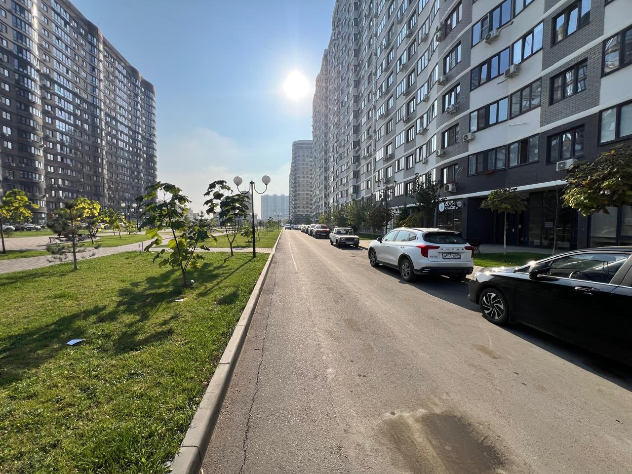 Фото №6: Коммерция 75 м² - Краснодар, Прикубанский внутригородской округ, Россинского, мкр. жилой комплекс Дружный-2, б-р Адмиралтейский, 3к3
