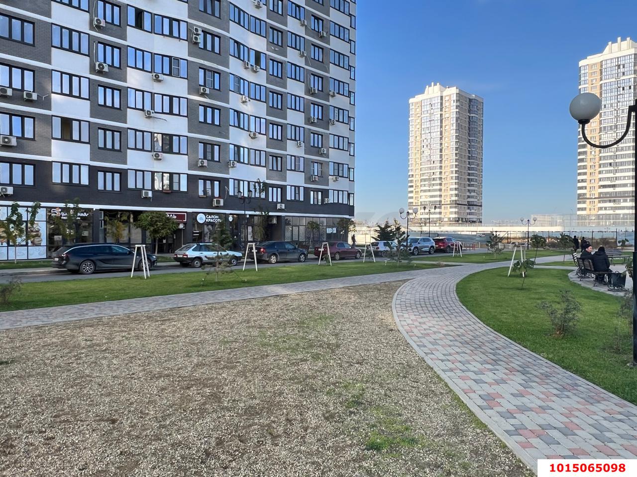 Фото №6: Торговое помещение 76 м² - Краснодар, жилой комплекс Дружный-2, б-р Адмиралтейский, 3к3