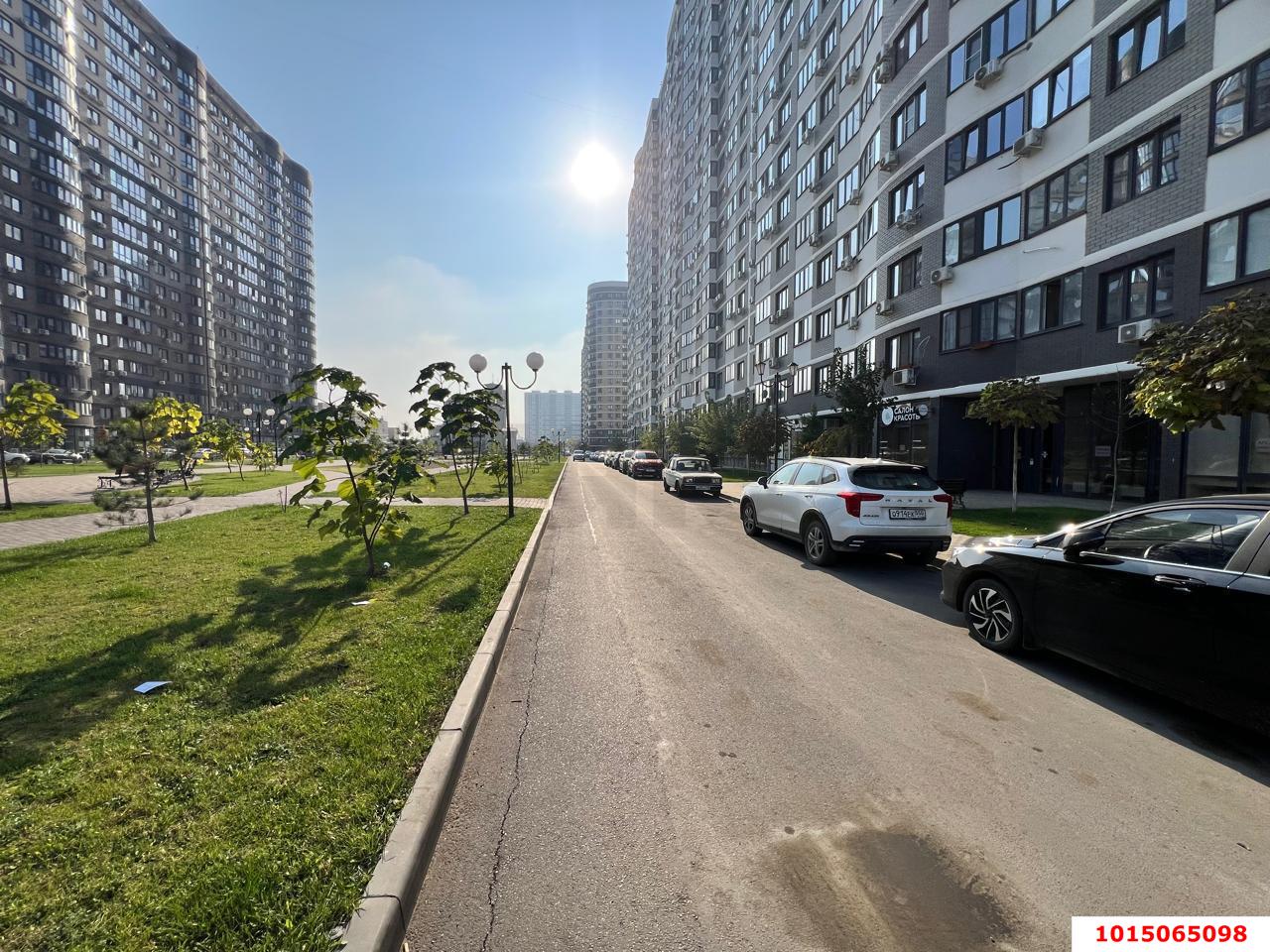 Фото №6: Торговое помещение 76 м² - Краснодар, жилой комплекс Дружный-2, б-р Адмиралтейский, 3к3