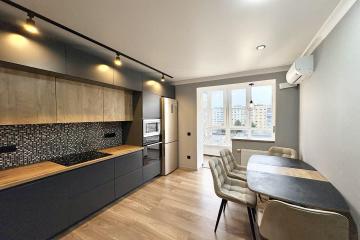 Фото №1: 3-комнатная квартира 70 м² - Краснодар, мкр. Прикубанский внутригородской округ, ул. Российская, 74к2