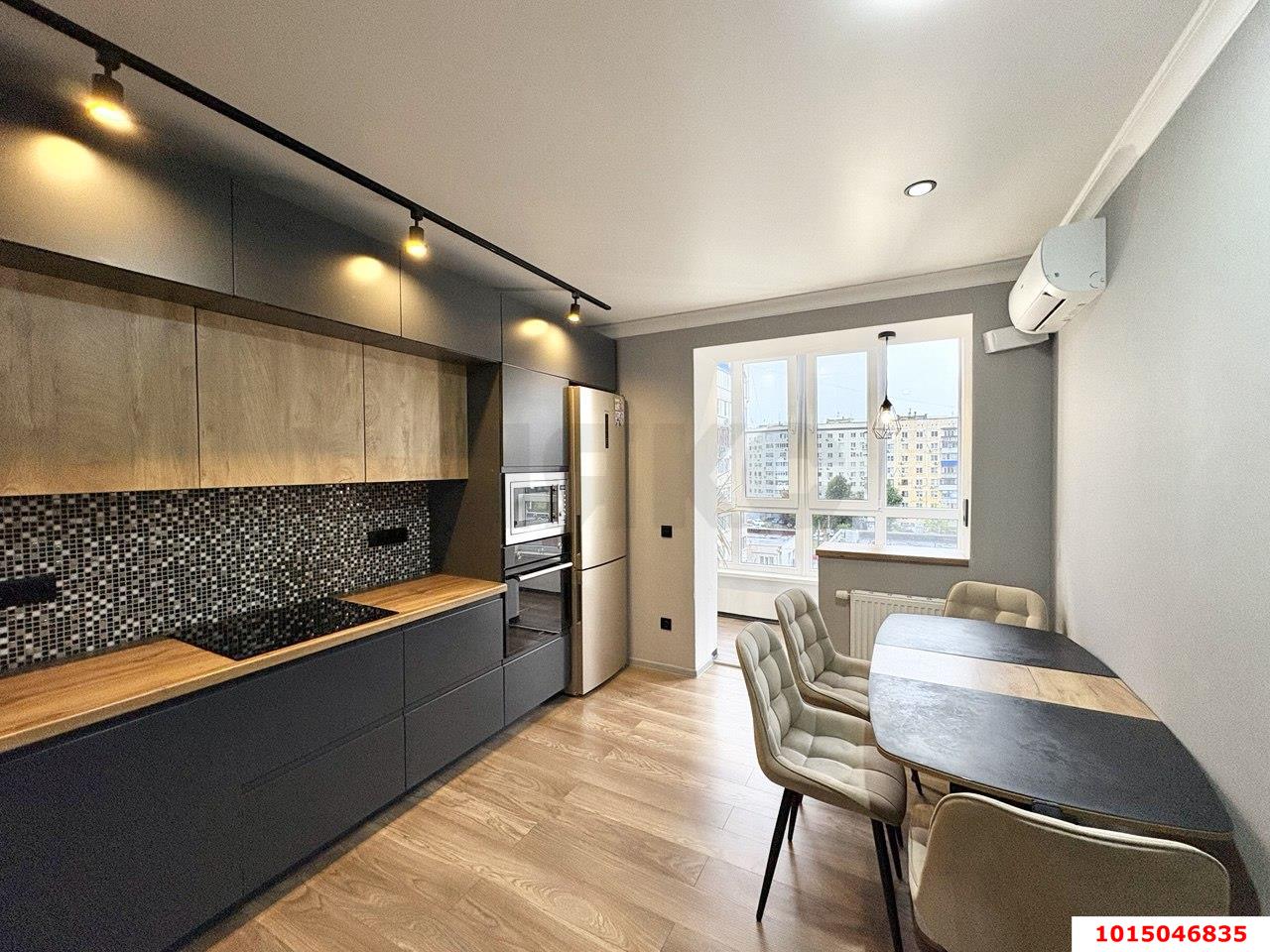 Фото №1: 3-комнатная квартира 75 м² - Краснодар, жилой комплекс Симфония, ул. Российская, 74к2