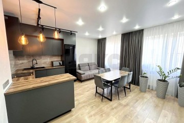 Фото №1: 1-комнатная квартира 51 м² - Краснодар, мкр. Губернский, ул. им. Героя Яцкова И.В., 19