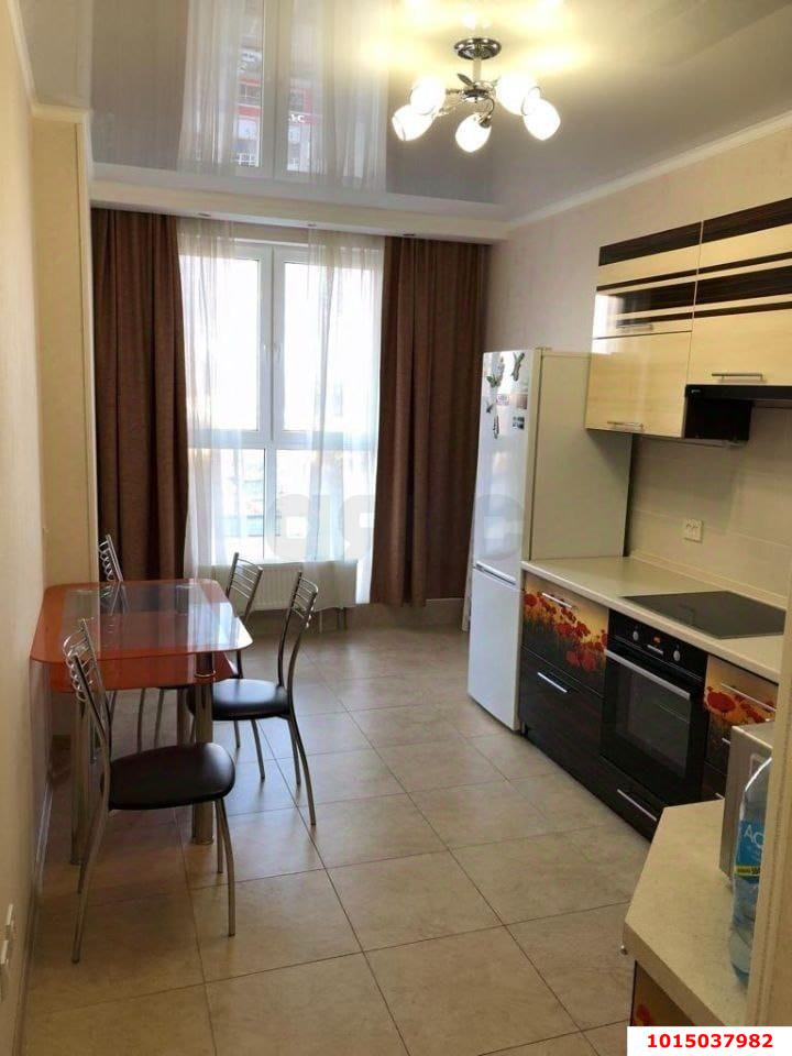 Фото №2: 1-комнатная квартира 41 м² - Краснодар, Центральный, ул. Красная, 176