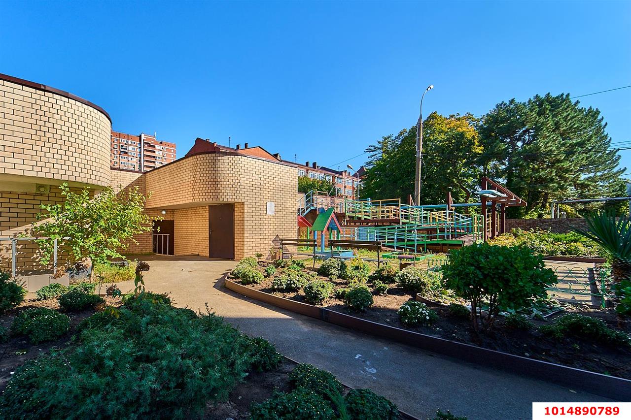 Фото №18: 3-комнатная квартира 103 м² - Краснодар, Центральный внутригородской округ, мкр. Дубинка, ул. Таманская, 130/3