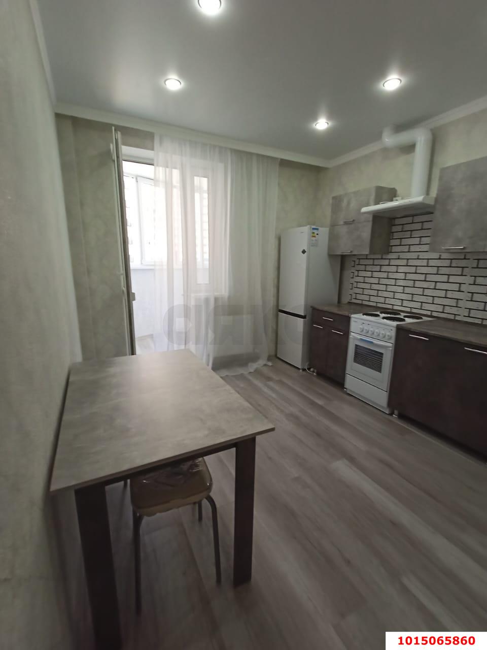 Фото №2: 1-комнатная квартира 42 м² - Краснодар, жилой комплекс Дружный, ул. Адмирала Серебрякова, 3к3