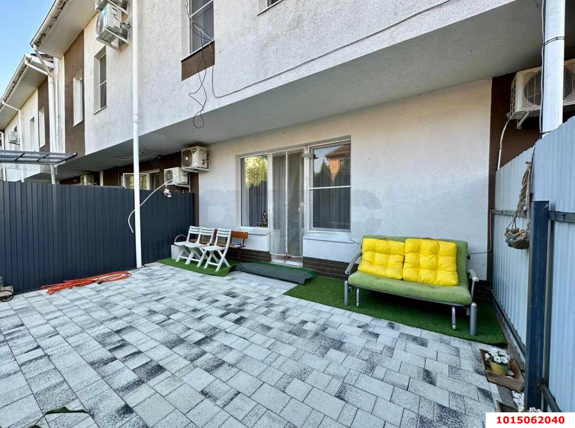 Фото №9: Таунхаус 160 м² + 2 сот. - Краснодар, Завод Радиоизмерительных Приборов, ул. Алуштинская, 40