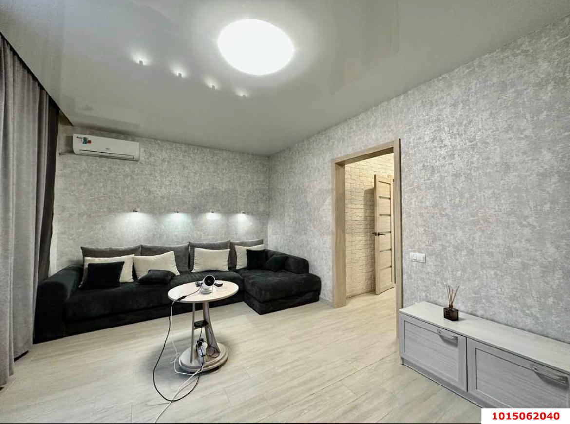 Фото №4: Таунхаус 160 м² + 2 сот. - Краснодар, Завод Радиоизмерительных Приборов, ул. Алуштинская, 40