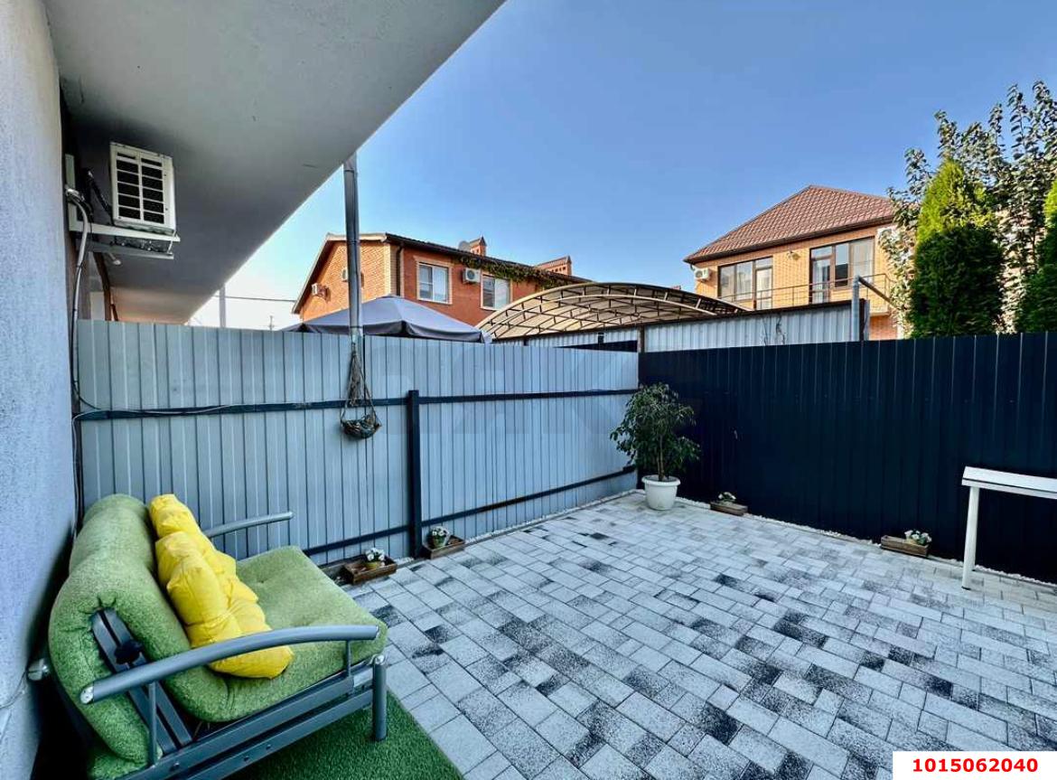 Фото №8: Таунхаус 160 м² + 2 сот. - Краснодар, Завод Радиоизмерительных Приборов, ул. Алуштинская, 40