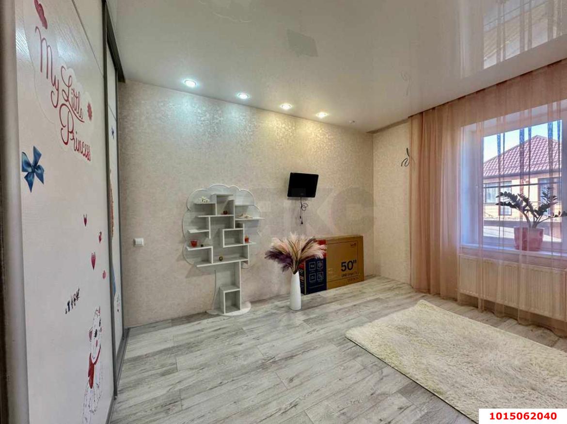 Фото №13: Таунхаус 160 м² + 2 сот. - Краснодар, Завод Радиоизмерительных Приборов, ул. Алуштинская, 40