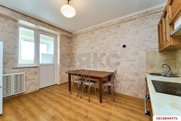 Фото №5: 2-комнатная квартира 72 м² - Краснодар, мкр. Юбилейный, пр-кт Чекистов, 42