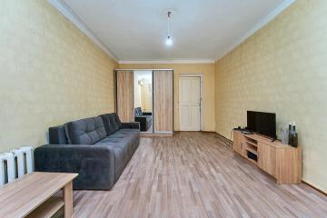 Фото №1: 2-комнатная квартира 57 м² - Краснодар, мкр. Центральный, ул. Захарова, 29