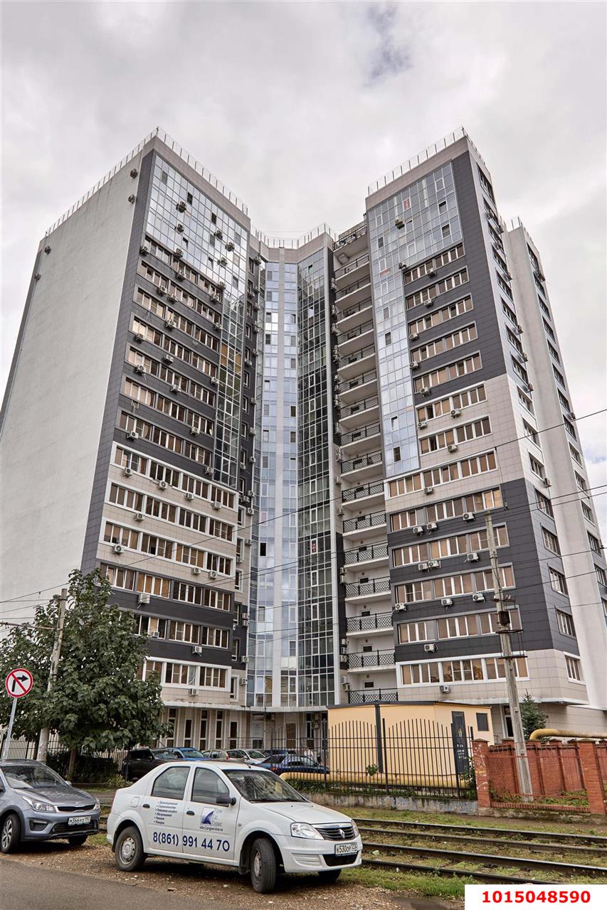 Фото №1: 1-комнатная квартира 50 м² - Краснодар, Центральный внутригородской округ, Черёмушки, мкр. ЖК Статус, ул. Стасова, 10