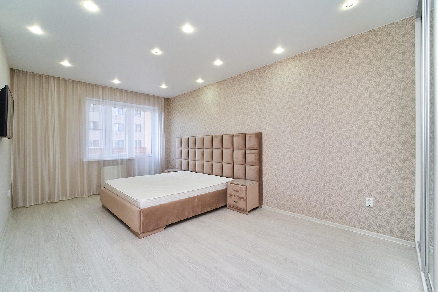 Фото №2: 2-комнатная квартира 76 м² - Краснодар, Прикубанский внутригородской округ, мкр. Краевая Клиническая Больница, ул. Домбайская, 12