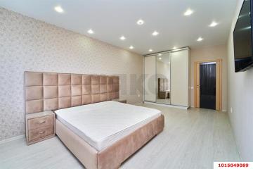 Фото №1: 2-комнатная квартира 70 м² - Краснодар, мкр. Краевая Клиническая Больница, ул. Домбайская, 12