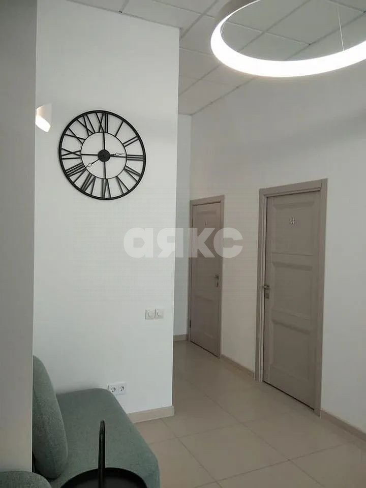 Фото №2: Коммерция 770 м² - Ростов-на-Дону, Ворошиловский, ул. Плиева, 35