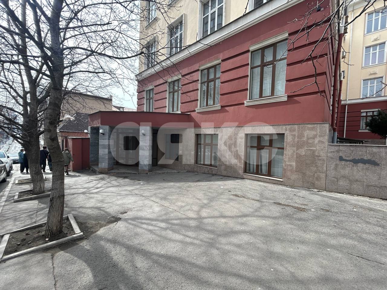 Фото №1: Коммерция 240 м² - Ростов-на-Дону, Ленинский, пер. Братский, 47