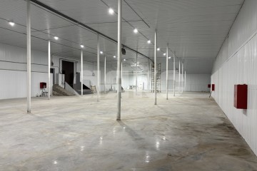 Фото №1: Коммерция 1100 м² - Ростов-на-Дону, р. Октябрьский, пер. Дальний, 21