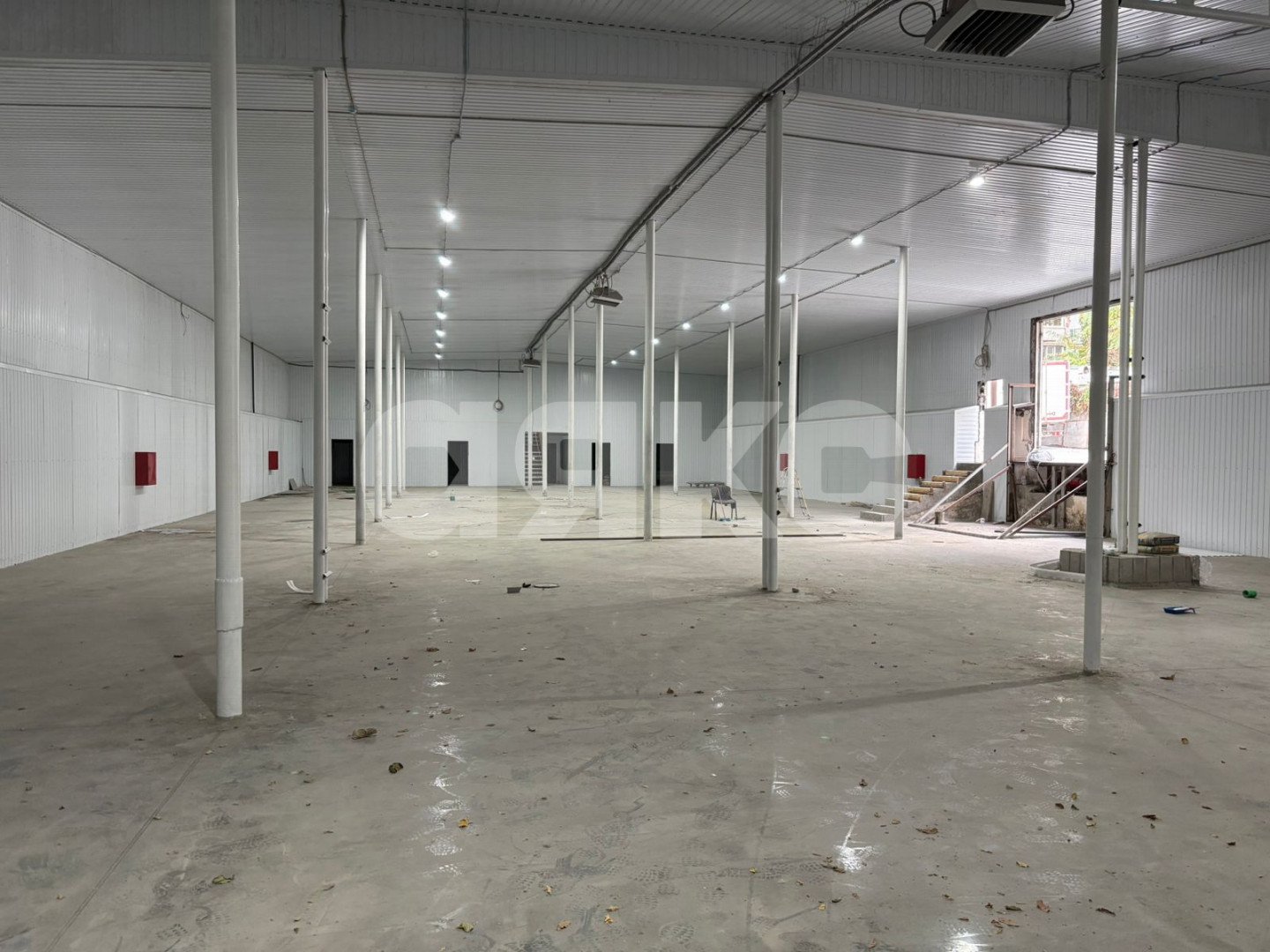 Фото №3: Коммерция 1050 м² - Ростов-на-Дону, Октябрьский, пер. Дальний, 21