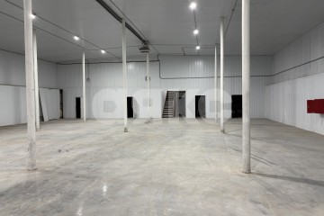 Фото №3: Коммерция 1100 м² - Ростов-на-Дону, р. Октябрьский, пер. Дальний, 21