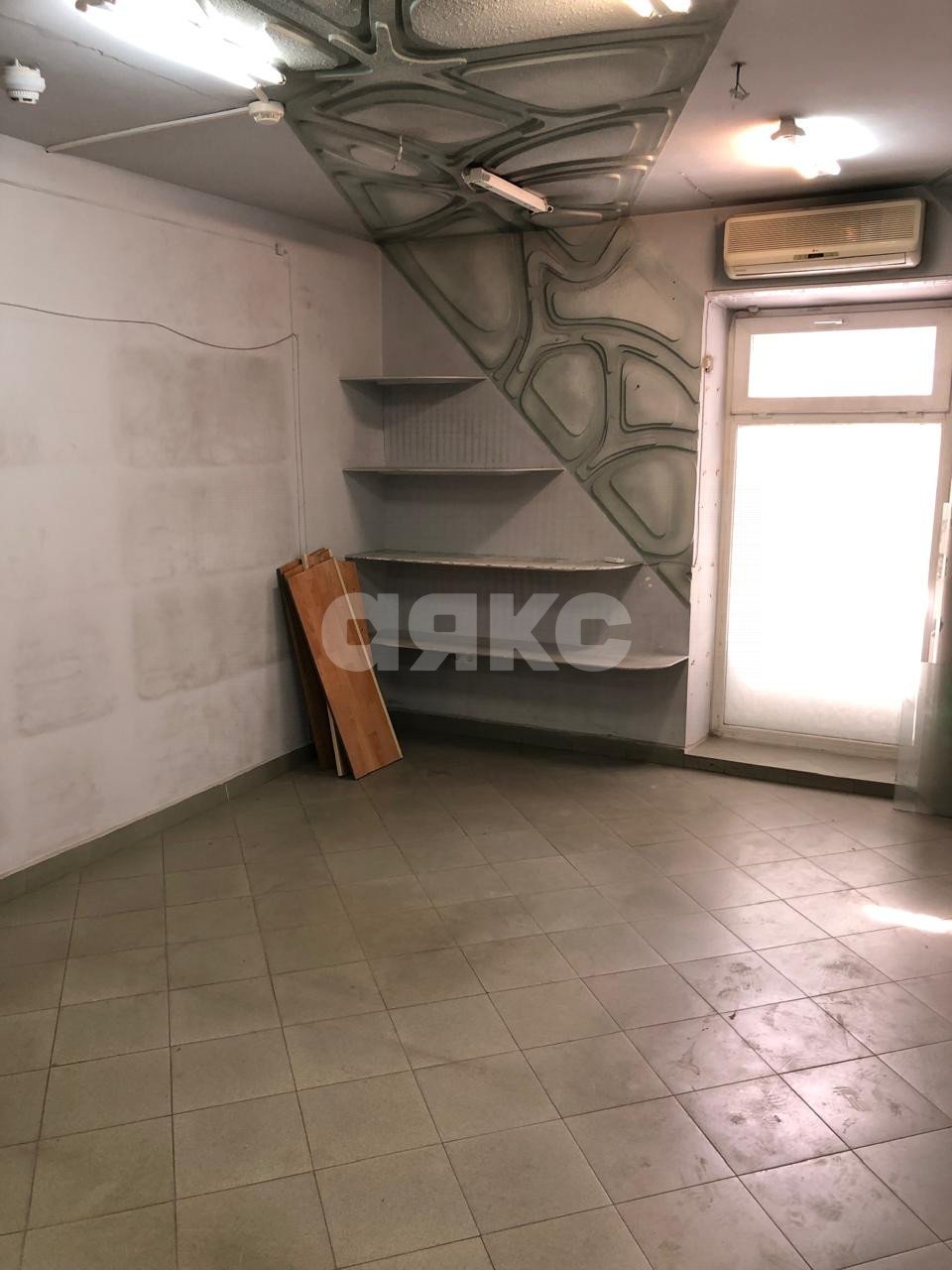 Фото №7: Коммерция 50 м² - Ростов-на-Дону, Ворошиловский, пр-кт Ленина, 103