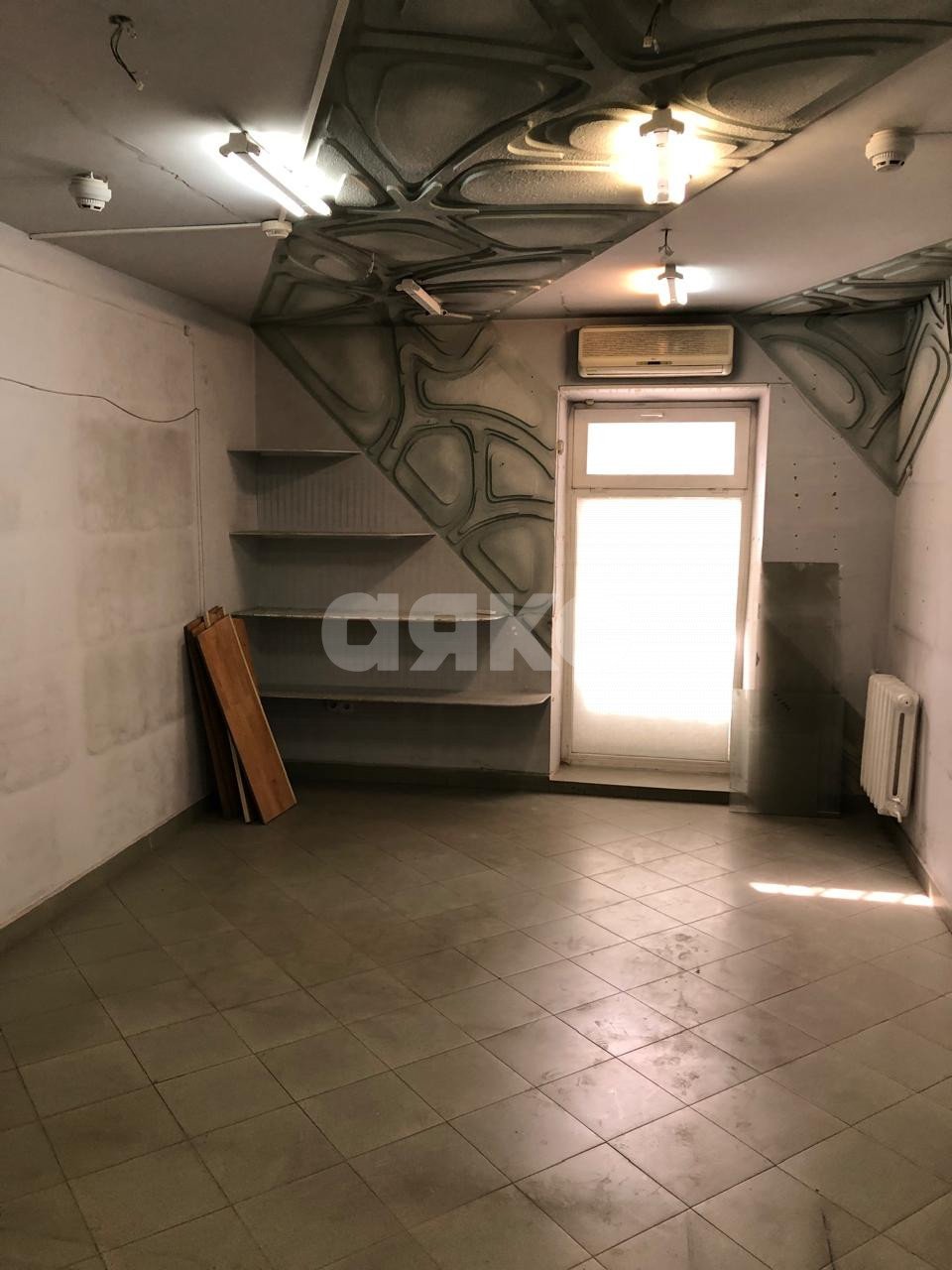 Фото №9: Коммерция 50 м² - Ростов-на-Дону, Ворошиловский, пр-кт Ленина, 103