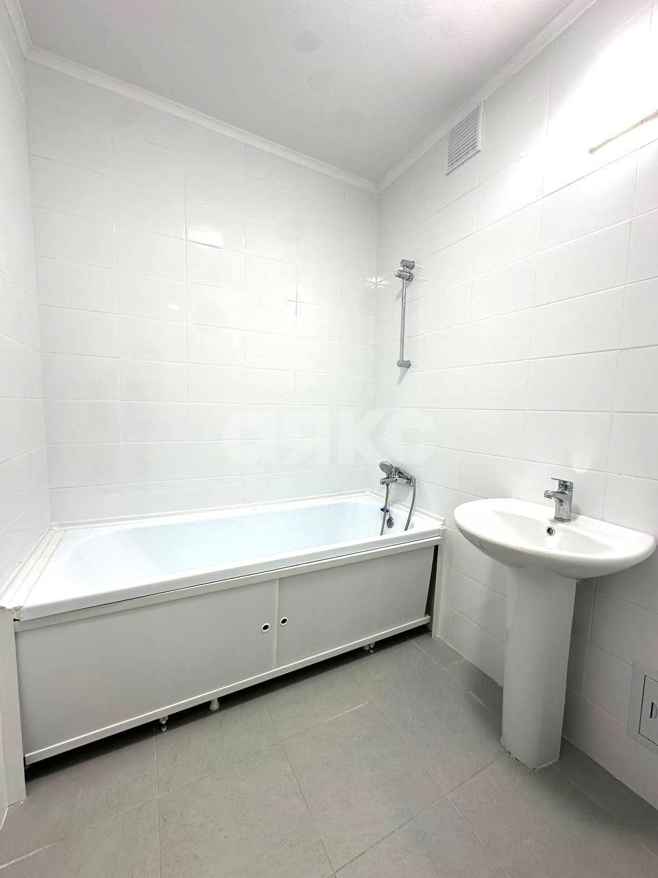 Фото №30: 1-комнатная квартира 43 м² - Москва, 67-й квартал, ул. Нагорная, 5А