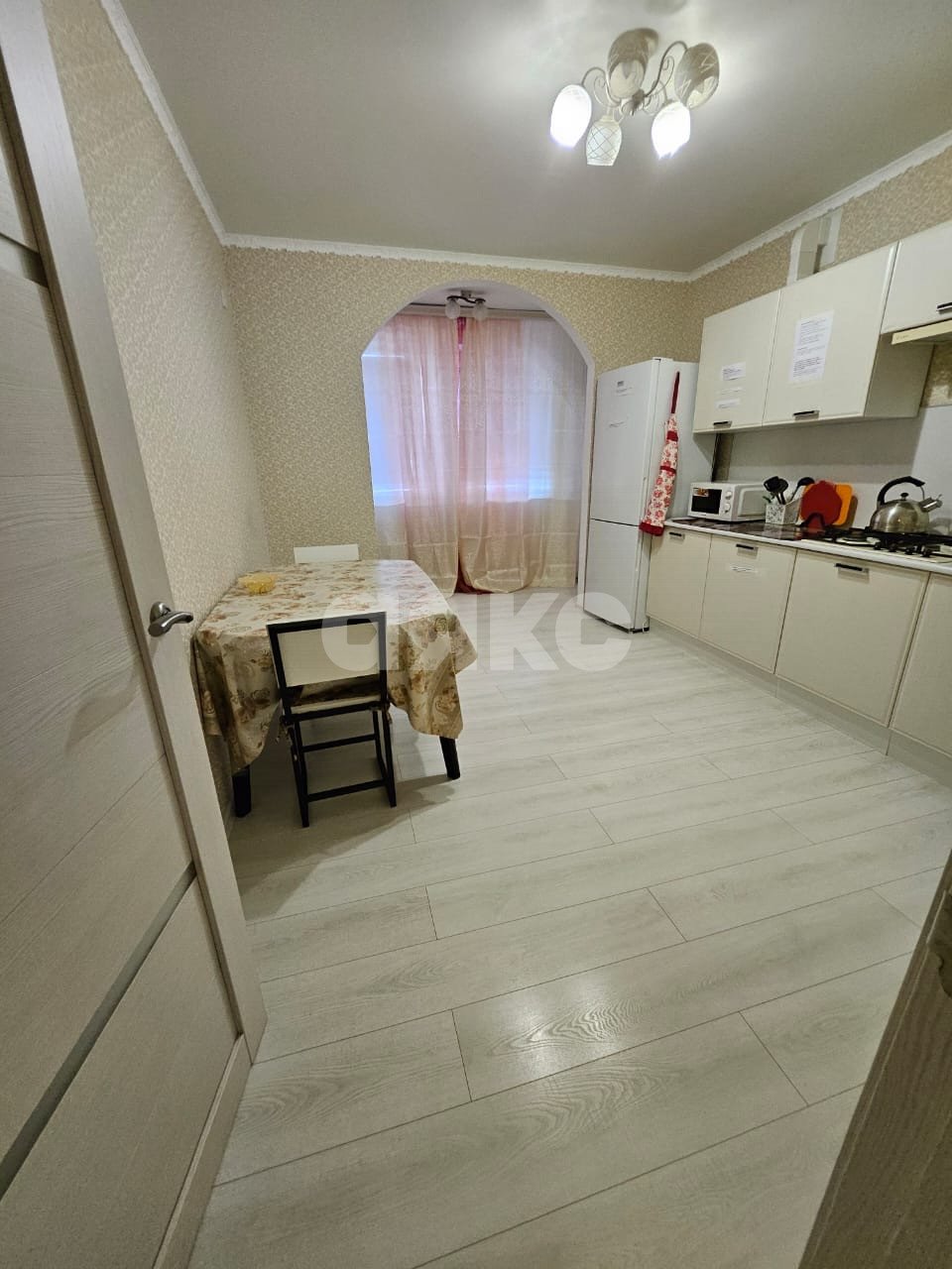 Фото №5: 1-комнатная квартира 42 м² - Горячий Ключ, Администрация, ул. Ленина, 220к1